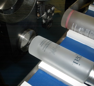 Inkjet coding machine integrated with conveyor